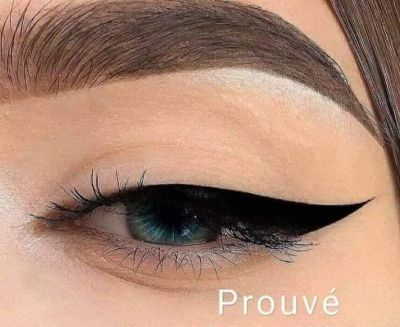 Prouve Течна очна линия