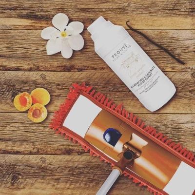 Препарат за дървени подове и ламинат Prouvé 1000 мл – почистване и защита без следи