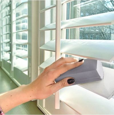 Scrub Daddy Damp Duster синя – гъба за почистване на прах без усилие