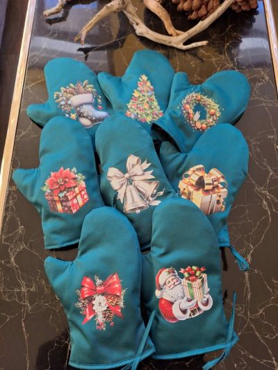  Домакинска Ръкавица с Щампа - Празнично Удобство за Кухнята! 