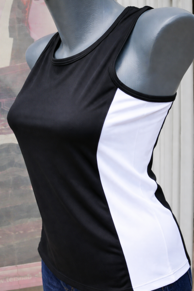 Спортен потник с извит гръб – Neoteric™ Performance цвят JET BLACK/ARTIC WHITE